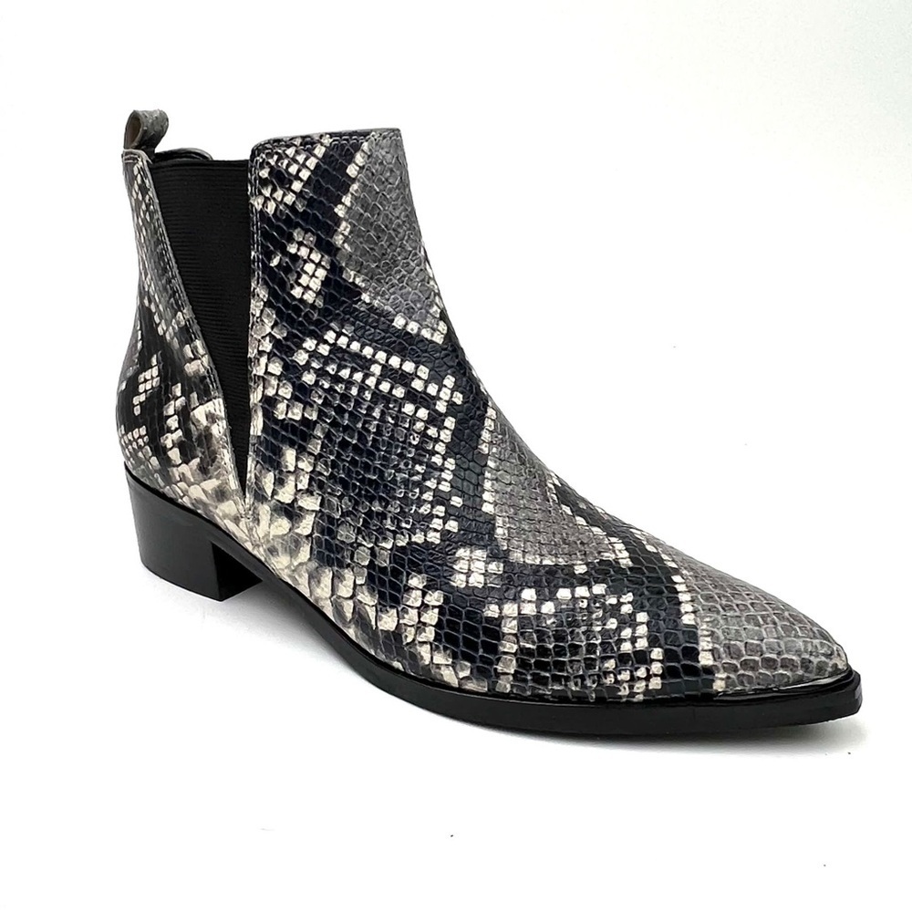 MARC FISHER LTD Yale Chelsea Boot sz 6